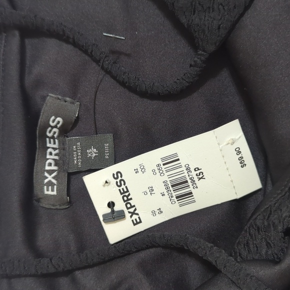 NWT Express Textured Cami Wrap Sheath Dress, Color Black Size XS-TP - Picture 15 of 16